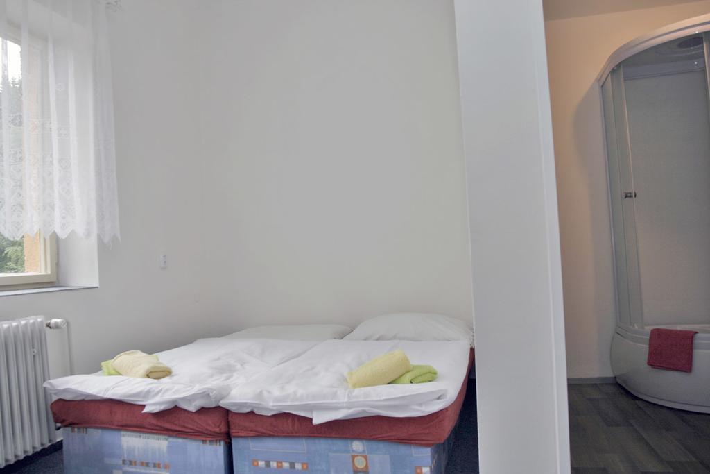 Sport Hotel Mustek 야히모프 외부 사진